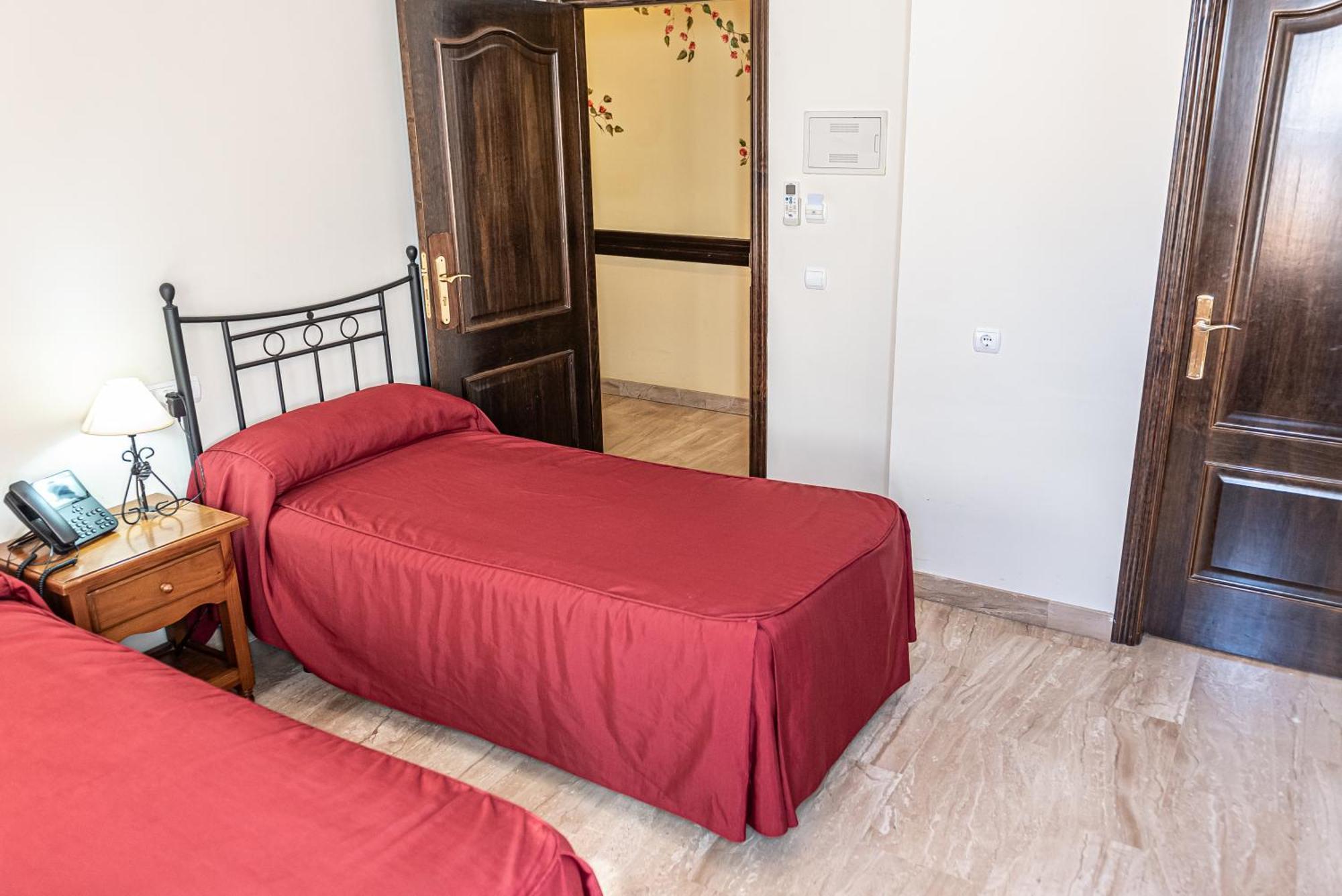 Hotel Las Rosas Priego de Córdoba Εξωτερικό φωτογραφία
